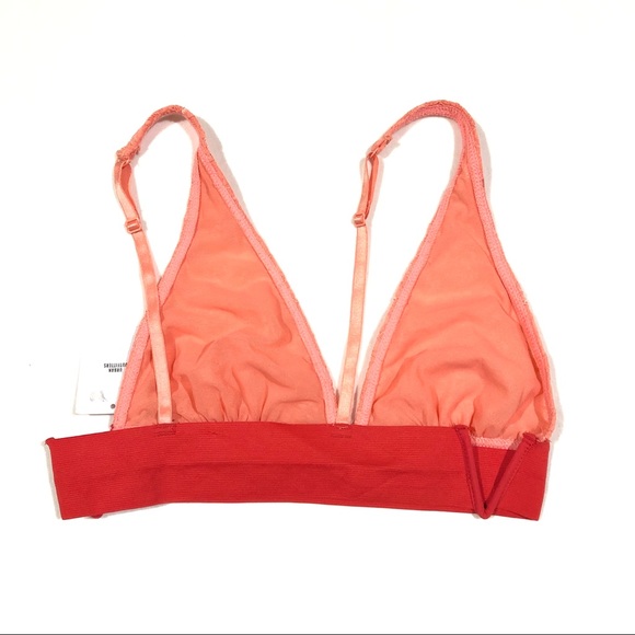 UO OFU V-Side Lace Triangle Bralette - Picture 3 of 4